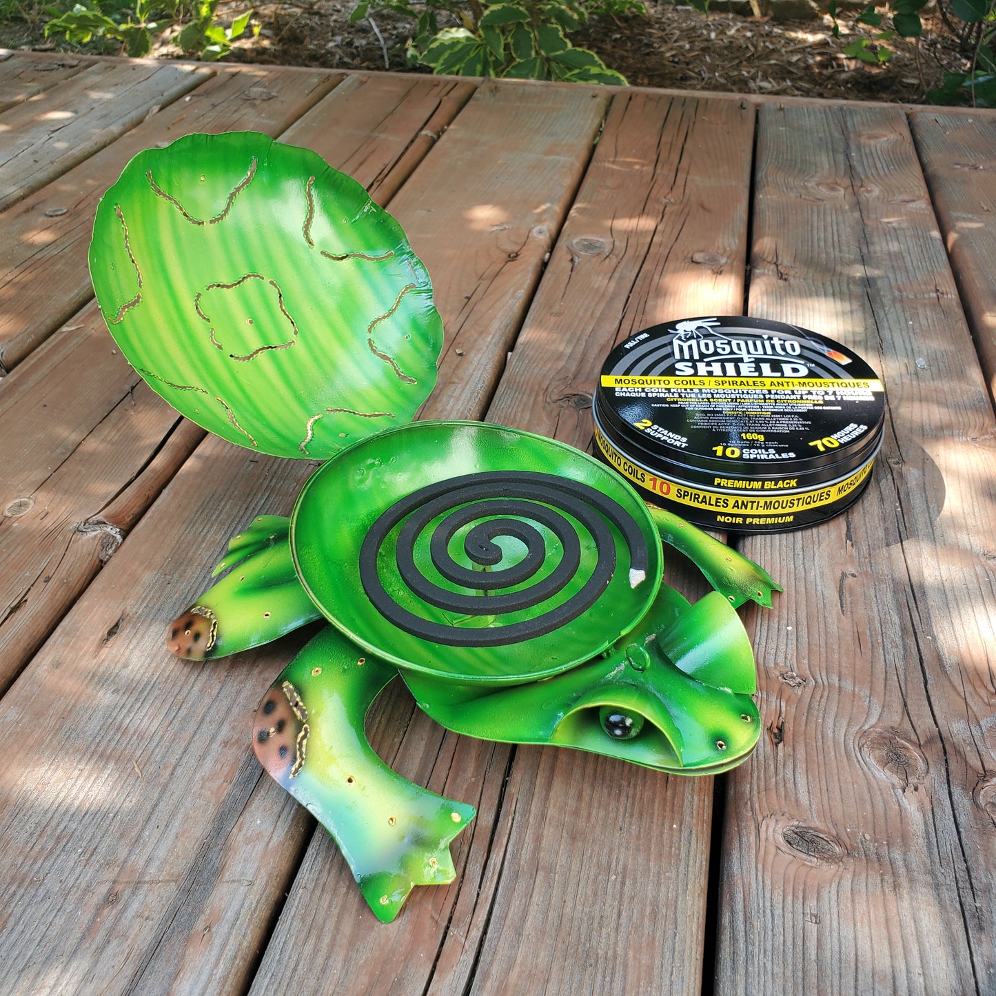 Green Frog Coil Holder